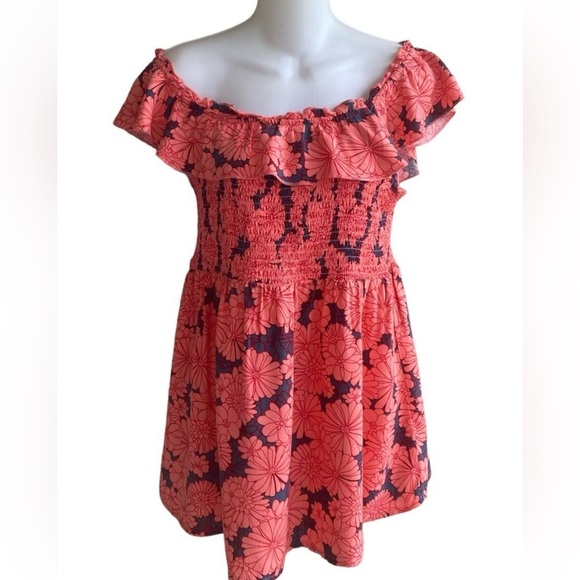 Isabel Maternity by Ingrid & Isabel Tops - Floral Off-Shoulder Dress in Pink and Black size M <<5>>